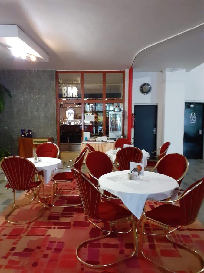Hotel Apollo Valašské Meziříčí Esterno foto